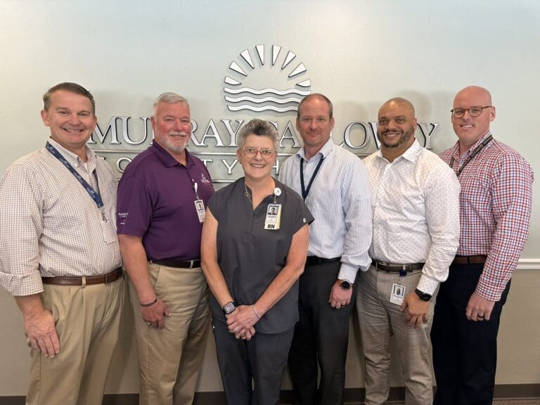 Moss honored with Dr. William Mason Leadership Award at Murray-Calloway County Hospital